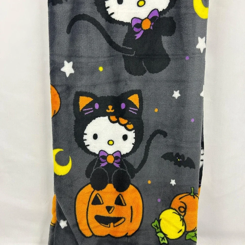 Hello Kitty Halloween Black Cat Jack-O'-Lantern Soft Plush Throw Blanket